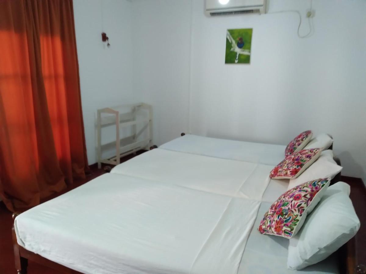 Happy Beach Guest House Hambantota Εξωτερικό φωτογραφία