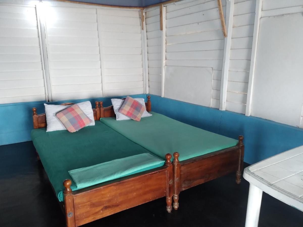 Happy Beach Guest House Hambantota Εξωτερικό φωτογραφία